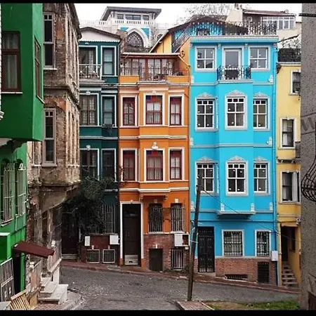 Apartment Fatih Balatta Pink 3